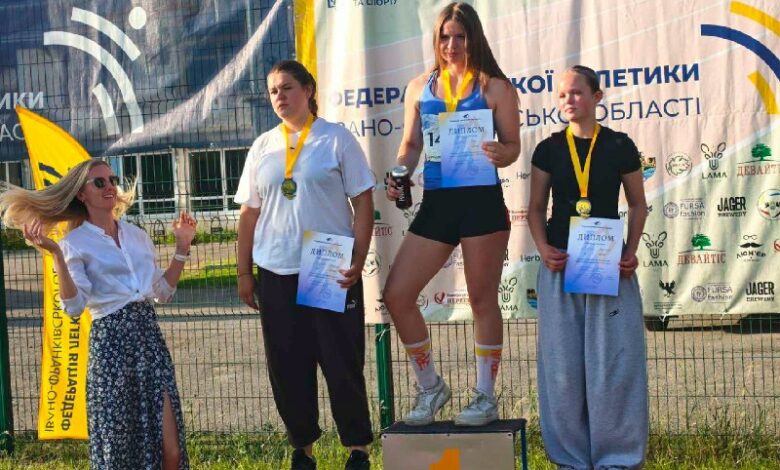Миколаївська легкоатлетка Яна Руденко під час виступу на чемпіонаті України