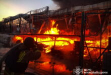 Насліжки обстрілів: пожежа в будівельному супермаркеті