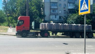 ДТП у Миколаєві за участю вантажівки та жінки-пішохода