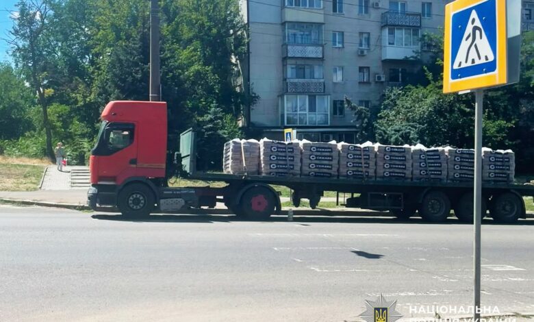 ДТП у Миколаєві за участю вантажівки та жінки-пішохода