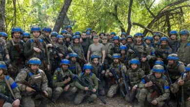 Олександр Сирський із військовими 225-го окремого штурмового полку
