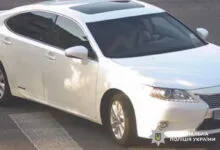 Викрадений Lexus ES 300H