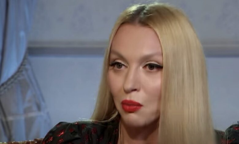 Оля Полякова