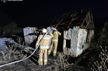 Пожежі господарчих споруд, автомобіля та сухостою на Миколаївщині