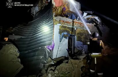 Ілюстративне зображення наслідків ворожої атаки на житлові будинки Миколаївщини