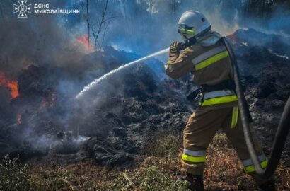 Гасіння пожежі на території Миколаївської області