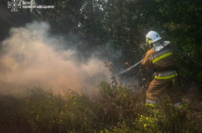 Гасіння пожежі на території Миколаївської області