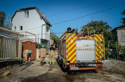 Наслідки нічної атаки на двоповерховий житловий будинок у Миколаєві