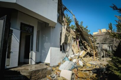 Наслідки нічної атаки на двоповерховий житловий будинок у Миколаєві