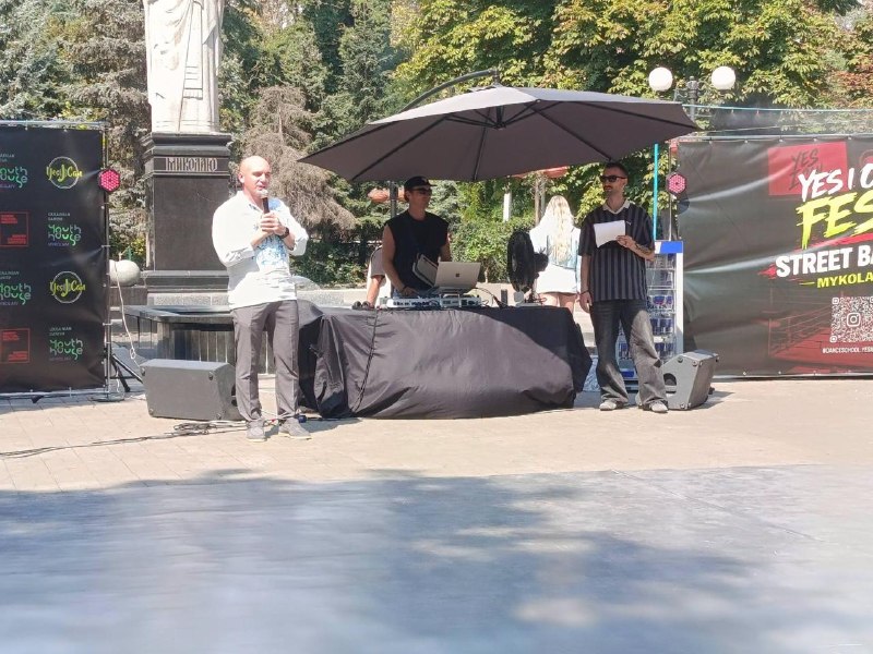Фото з танцювального фестивалю та концерту у Миколаєві