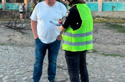 Російський дрон убив трьох дітей на Миколаївщині: ще один чоловік помер дорогою до лікарні