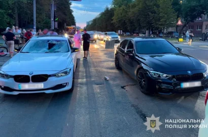 Наслідки ДТП у Львові за участю двох автомобілів BMW