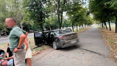 Зіткнення автомобілів Citroen Jumper і Hyundai Sonata у Миколаєві