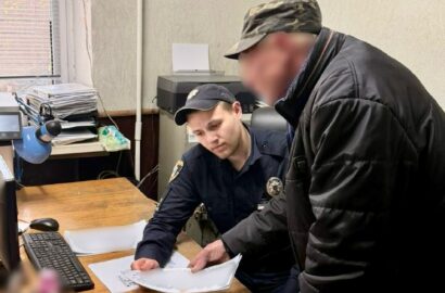 Наслідки кидання гранати на подвір’ї знайомих