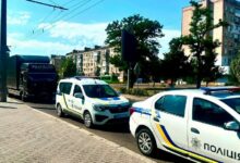 Сумка з грошима, яку забрали з незачиненого автомобіля у Миколаєві