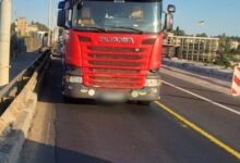 Ілюстративне фото ДТП за участі вантажівки та велосипедиста на мосту у Миколаєві
