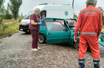 Наслідки зіткнення автомобілів ЗАЗ 1102 і MAN на Миколаївщині
