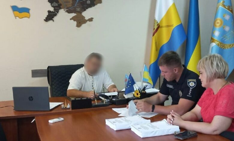 Документи щодо неіснуючих поставок продуктів до закладів освіти на Миколаївщині