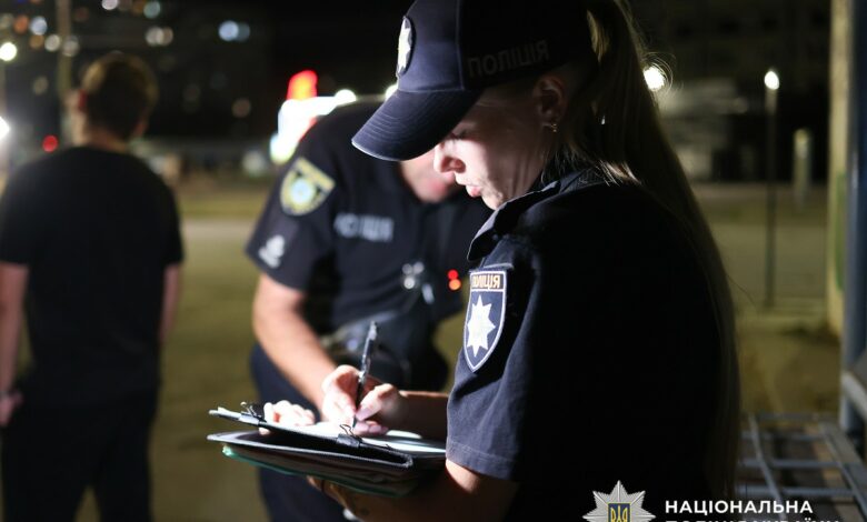 перевірка поліції у комендантську годину