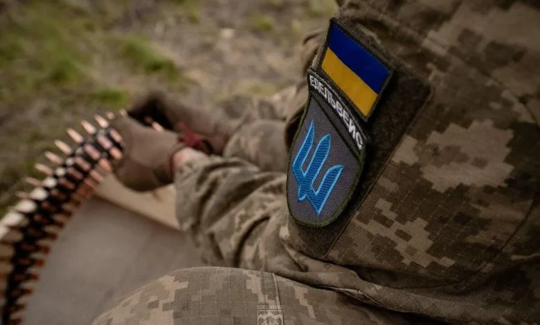 Ілюстративне зображення наслідків російських ударів по мосту у Слов’янську