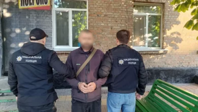 Поліція затримала двох чоловіків у справі про сексуальне насильство над 13-річною дівчинкою на Миколаївщині