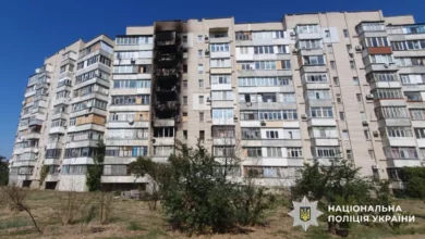 Наслідки атаки російських дронів у Корабельному районі Херсона