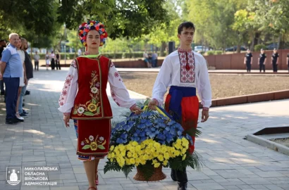 У Миколаєві під час церемонії 23 серпня підняли Державний прапор України