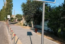 Зупинка громадського транспорту «вул. Ударна» на вулиці Руфина Судковського в Миколаєві