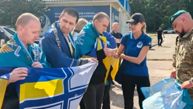 Українські військовослужбовці повернулися з полону під час спеціального етапу обміну