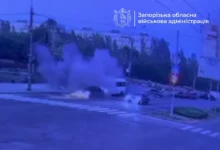 Момент атаки безпілотника на маршрутку з пасажирами у Запоріжжі