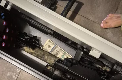 НАБУ заявило про викриття двох військових, які вимагали $100 тисяч за приймання засобів РЕБ