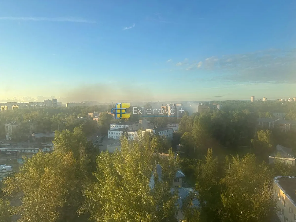 Україна вдарила по НПЗ за 1000 км від фронту та ракетоносцю Ту-95МС у Росії