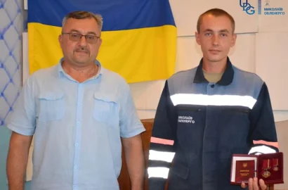 Енергетики «Миколаївобленерго» відновлювали мережі під обстрілами — їх нагородили