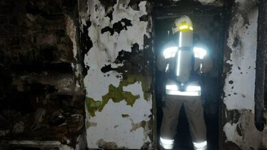 Рятувальники ліквідовують наслідки пожежі в Миколаєві, ілюстративне фото