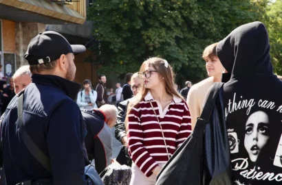 Понад 650 пасажирів перевезли автобусами після атаки на поїзд до Миколаєва