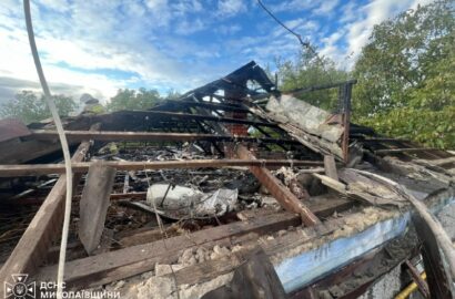 Робота рятувальників під час ліквідації пожежі на Миколаївщині
