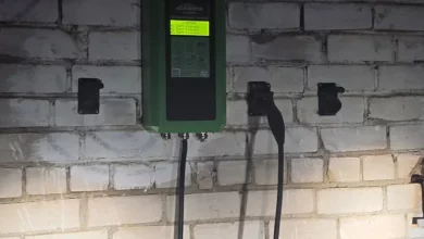 Зарядна станція для електромобілів, з якої в Миколаєві викрали два кабелі