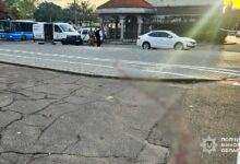 Поліцейські матеріали у справі про ножове поранення чоловіка в центрі Миколаєва