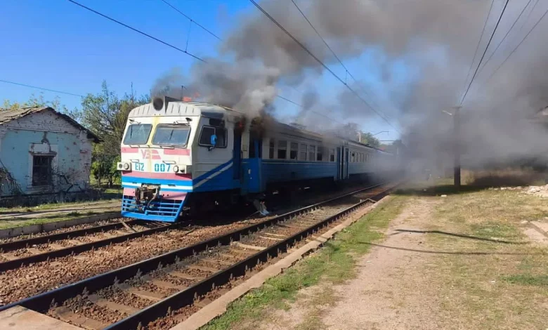 Двоє пасажирів тяжко поранені після удару по поїзду на Харківщині
