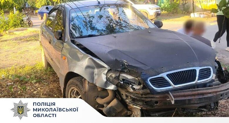 Місце зіткнення автомобіля ЗАЗ і мотоцикла Geon Stinger у Кам’янці