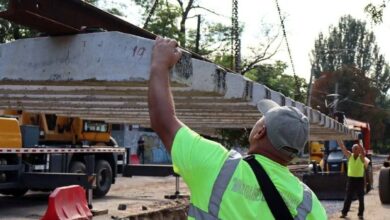 Трамвай у Миколаєві, маршрут якого тимчасово змінюють через ремонт колії