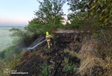 Пожежа даху житлового будинку в селі Білозірка на Миколаївщині