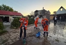 Пошкоджений 19-поверховий житловий будинок в Одесі після нічної атаки