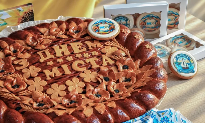 Святковий коровай, який хлібозавод № 1 підготував до Дня міста Миколаєва