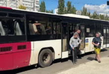 Евакуація пасажирів після атаки на поїзд Київ — Миколаїв