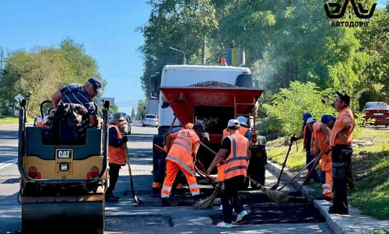 Ямковість на Троїцькій у Миколаєві ліквідували: аварійний ремонт завершено