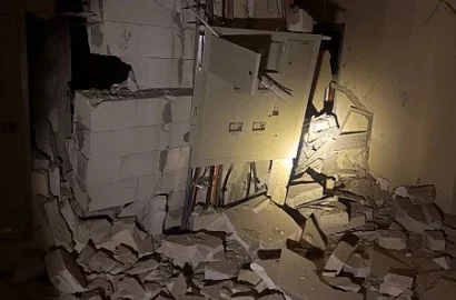Наслідки нічної атаки балістичними ракетами та дронами на Київ: пошкоджені будинки й пожежі
