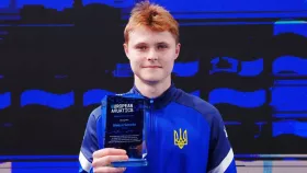 Олексій Середа під час підготовки до чемпіонату Європи зі стрибків у воду