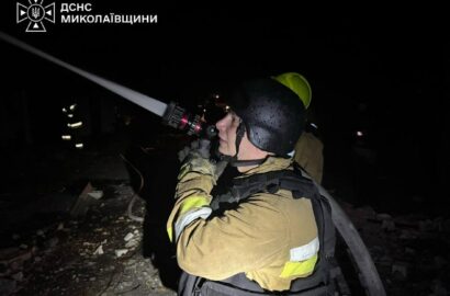 Наслідки російської атаки та робота рятувальників у Миколаєві