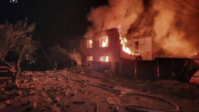 Наслідки російської атаки та робота рятувальників у Миколаєві